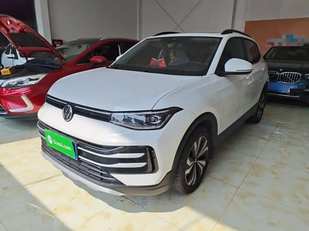 Volkswagen Tharu