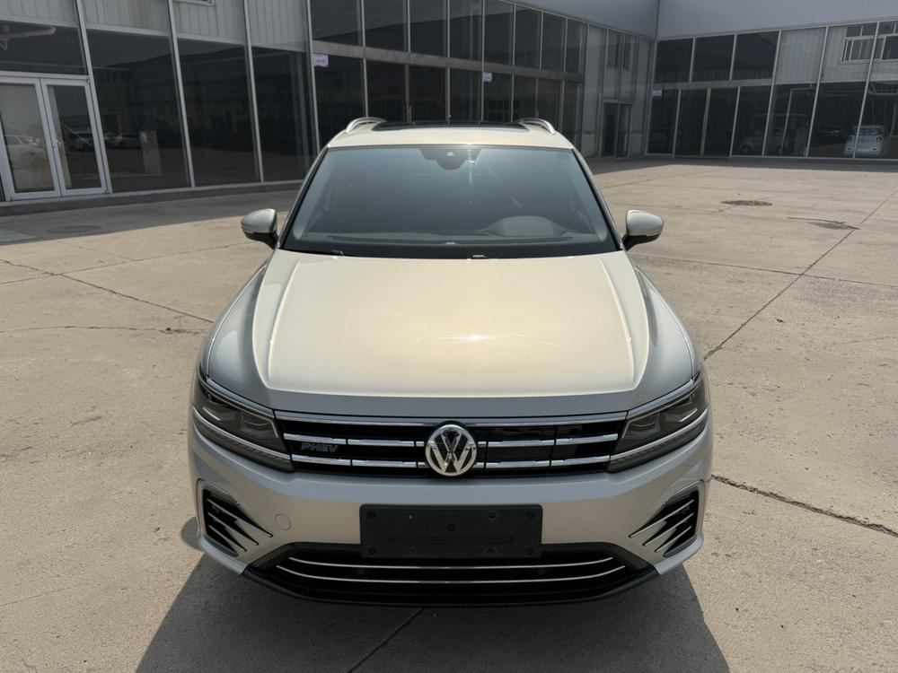 Volkswagen Tiguan L PHEV
