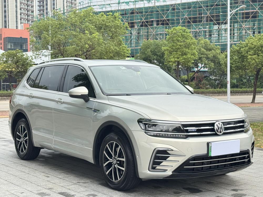 Volkswagen Tiguan L PHEV