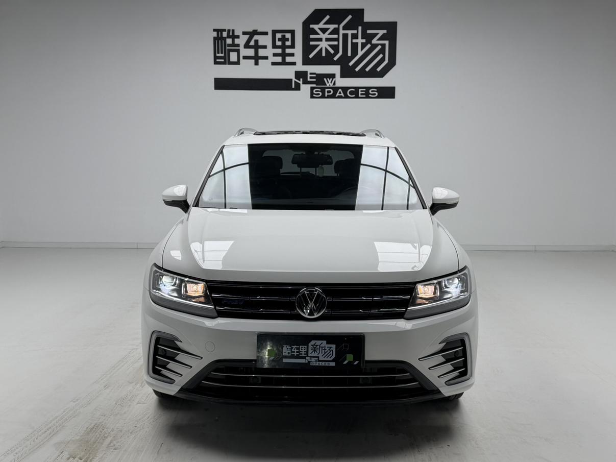 Volkswagen Tiguan L PHEV
