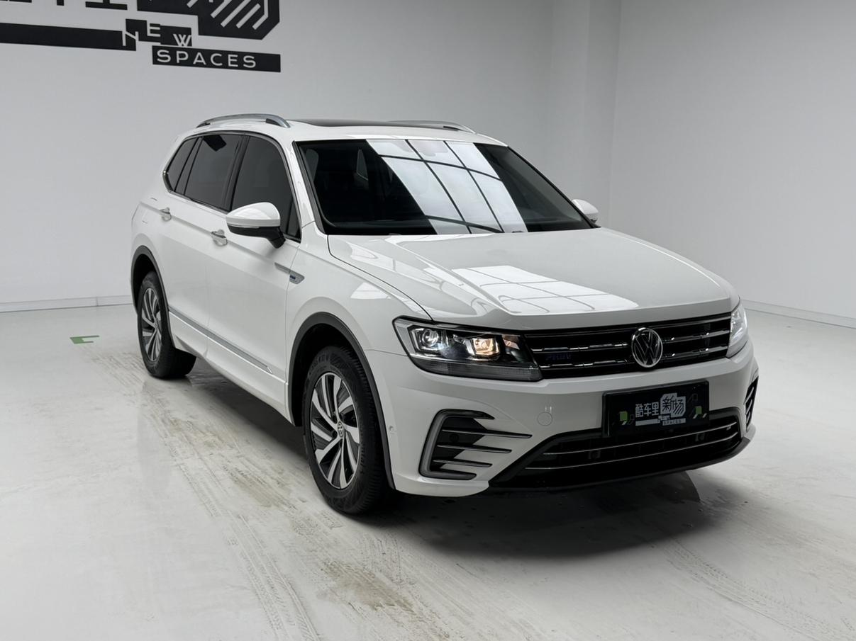Volkswagen Tiguan L PHEV