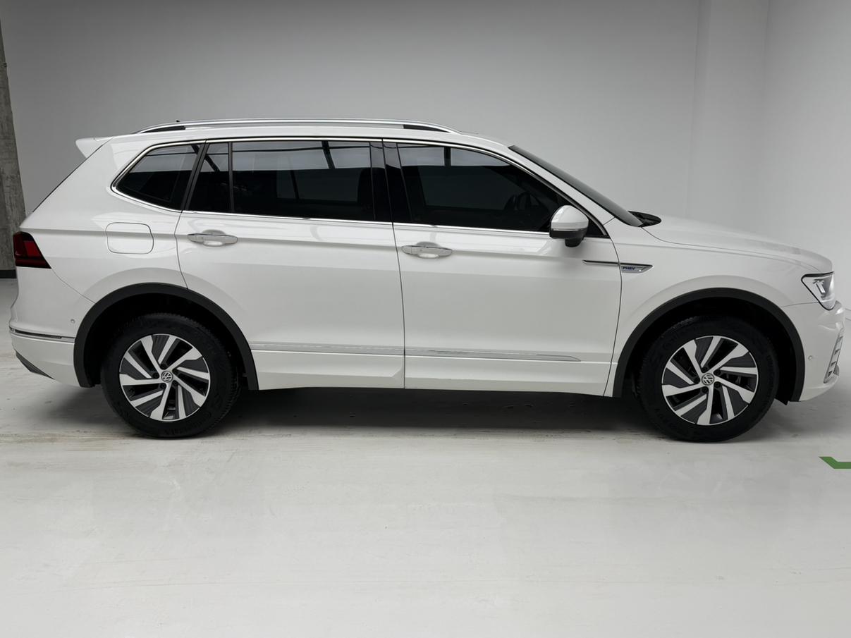 Volkswagen Tiguan L PHEV