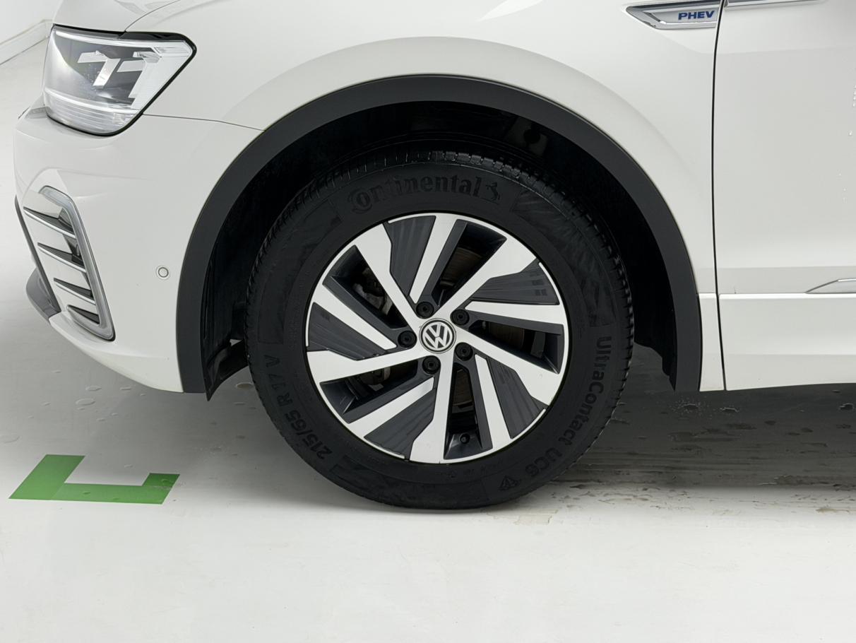 Volkswagen Tiguan L PHEV