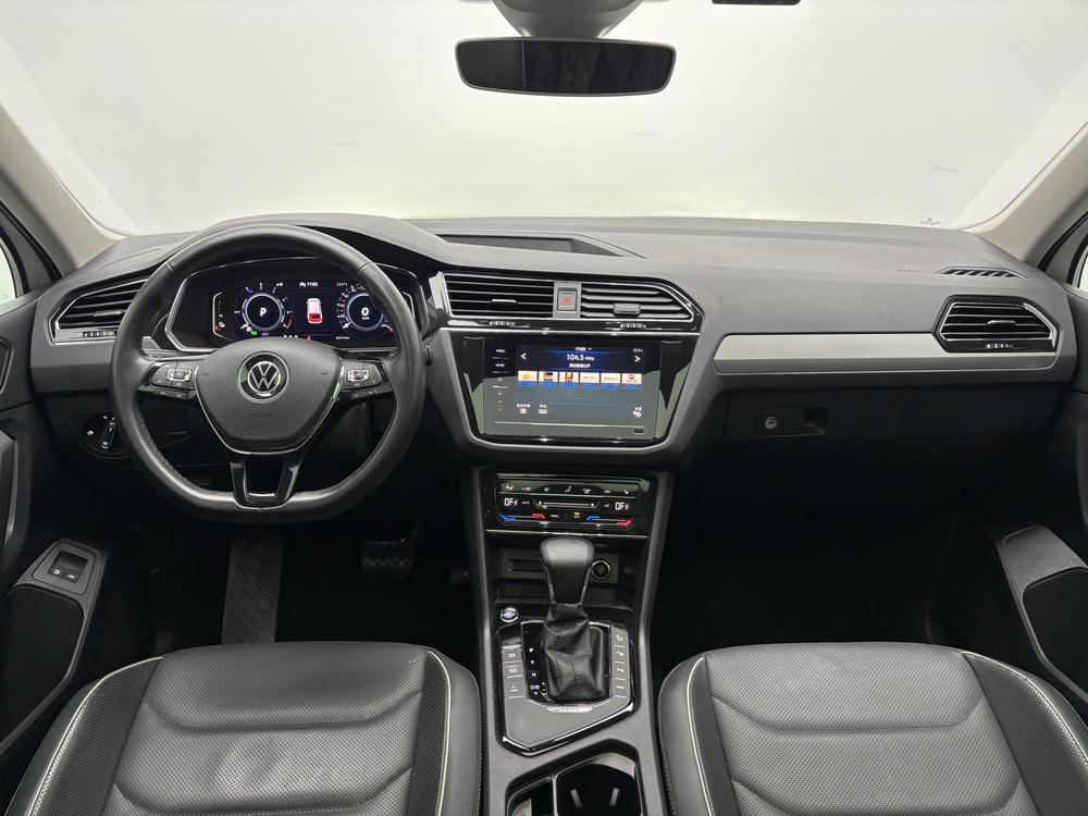 Volkswagen Tiguan L PHEV