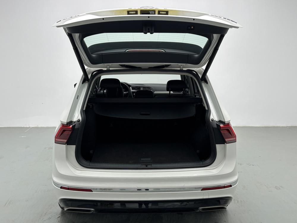 Volkswagen Tiguan L PHEV