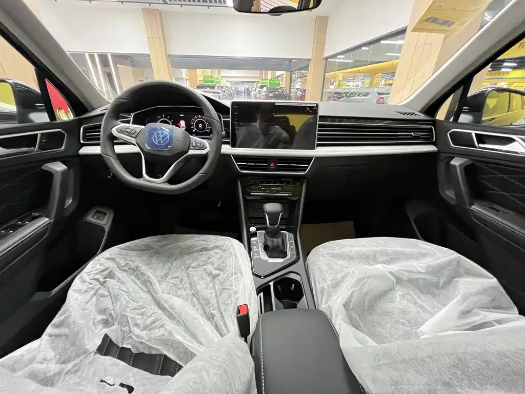 Volkswagen Tiguan L PHEV