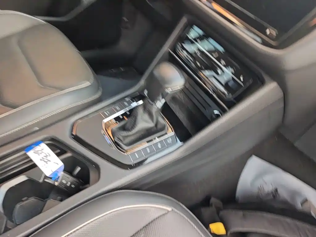 Volkswagen Tiguan L PHEV