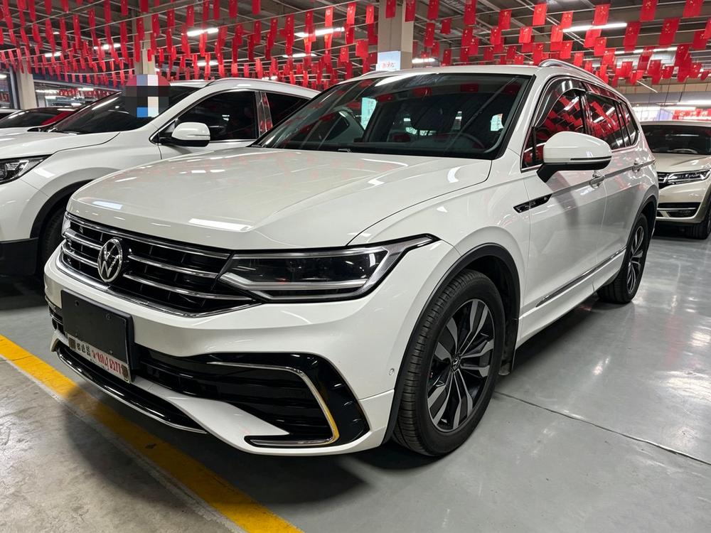 Volkswagen Tiguan L