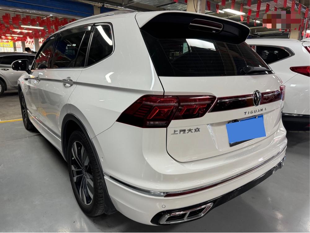 Volkswagen Tiguan L