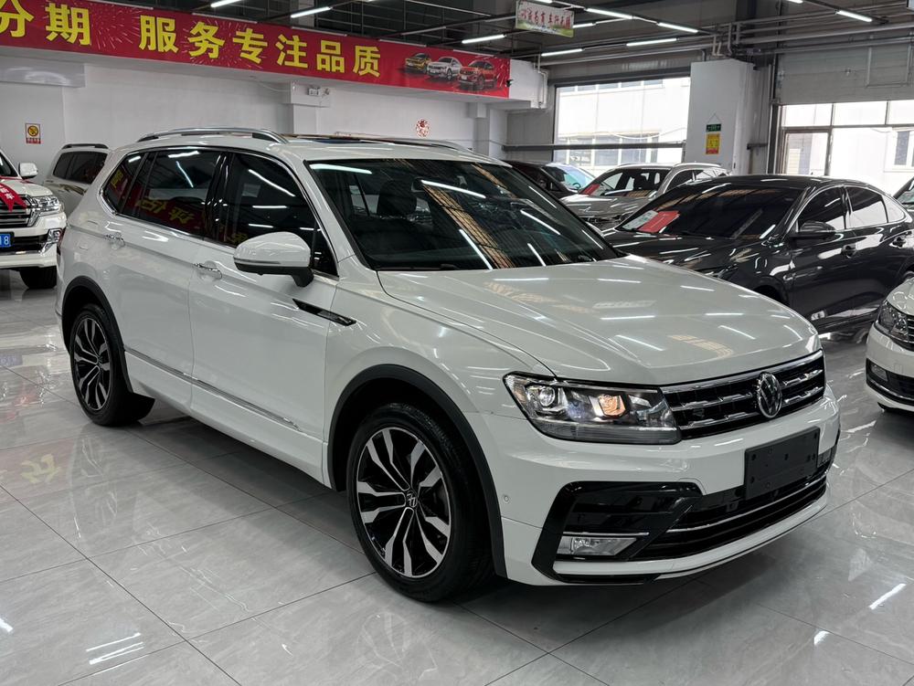 Volkswagen Tiguan L