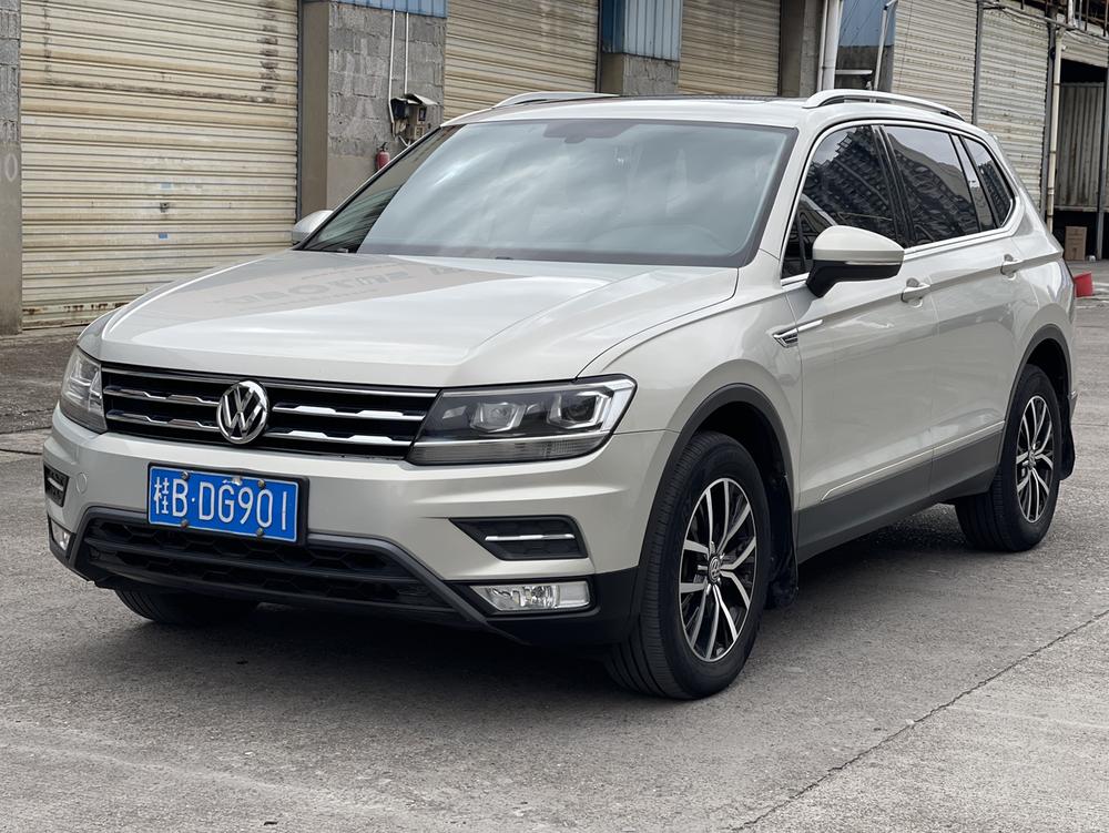 Volkswagen Tiguan L