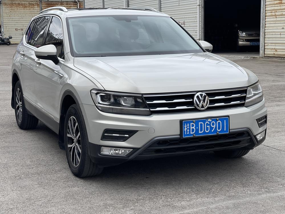 Volkswagen Tiguan L