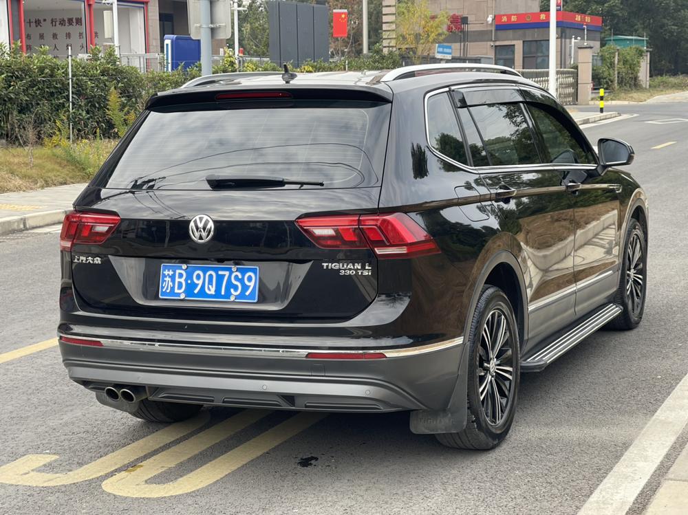 Volkswagen Tiguan L