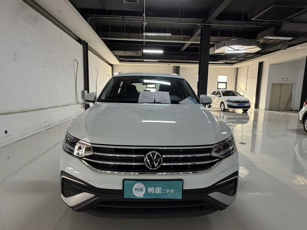 Volkswagen Tiguan L