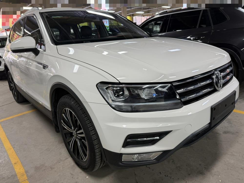 Volkswagen Tiguan L