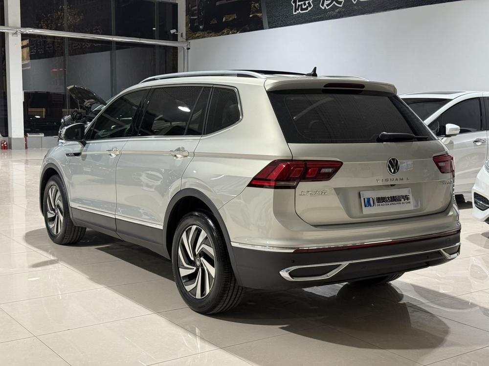 Volkswagen Tiguan L