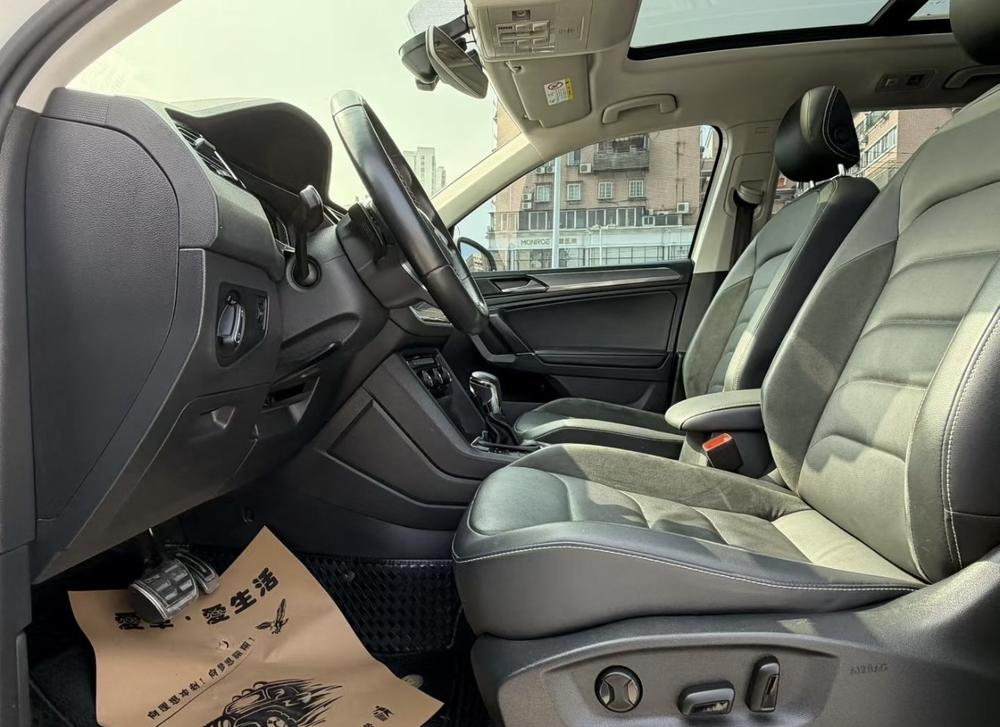 Volkswagen Tiguan L