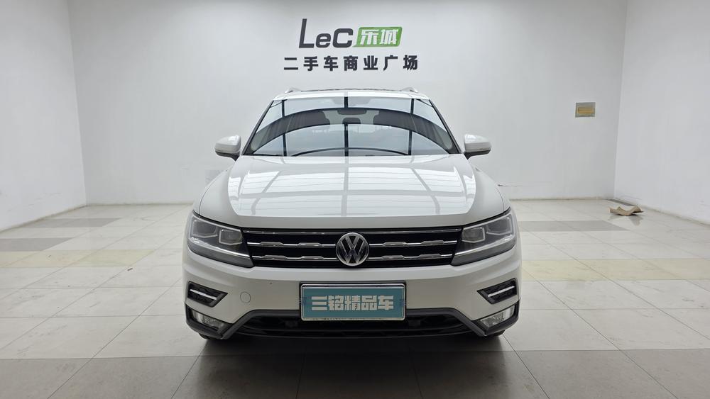 Volkswagen Tiguan L