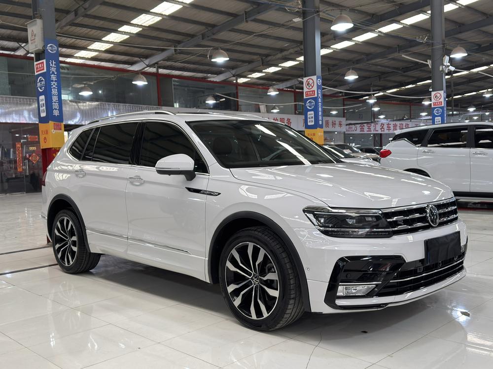 Volkswagen Tiguan L