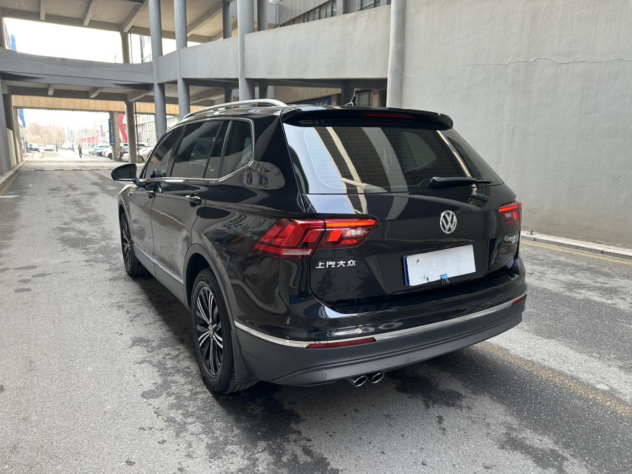 Volkswagen Tiguan L