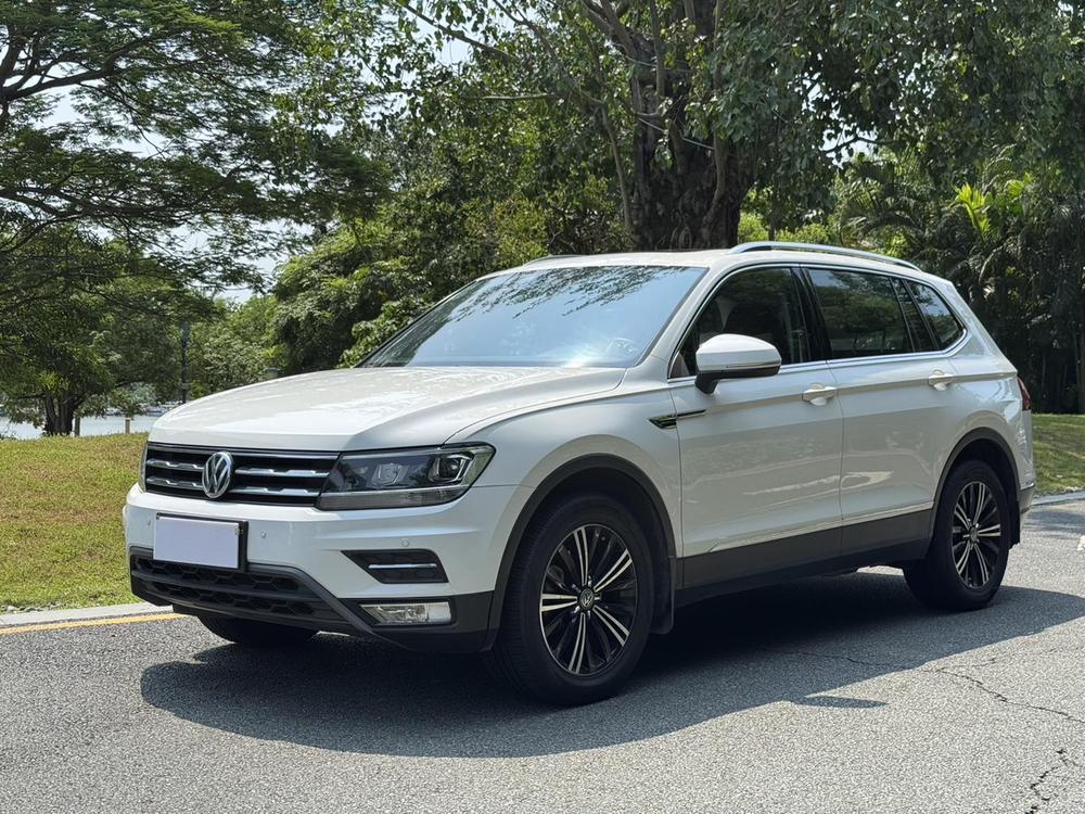 Volkswagen Tiguan L