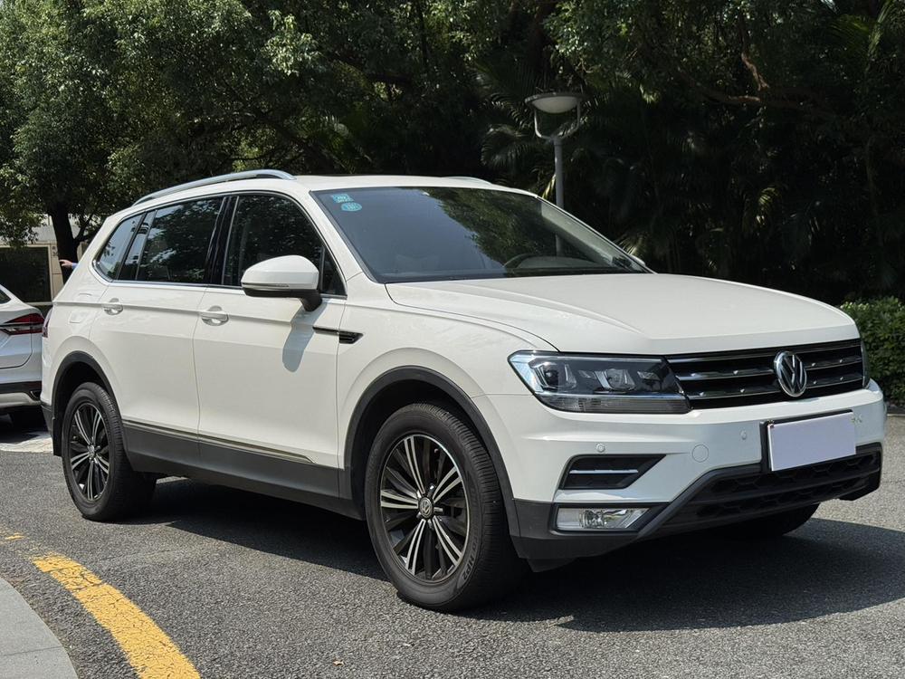 Volkswagen Tiguan L