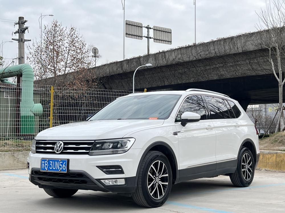 Volkswagen Tiguan L