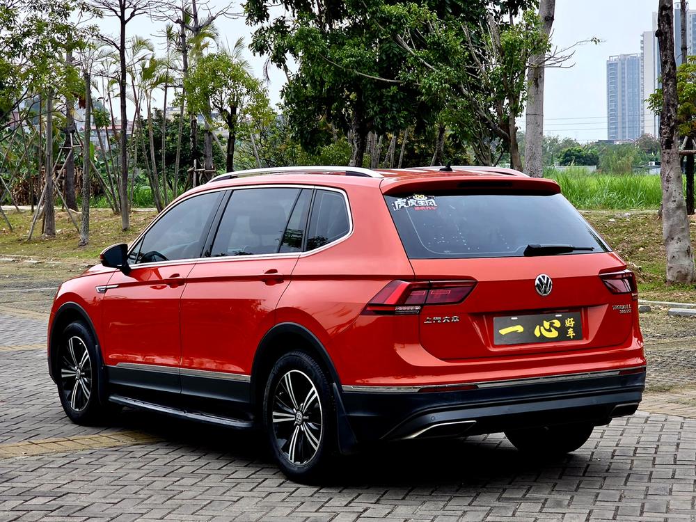 Volkswagen Tiguan L