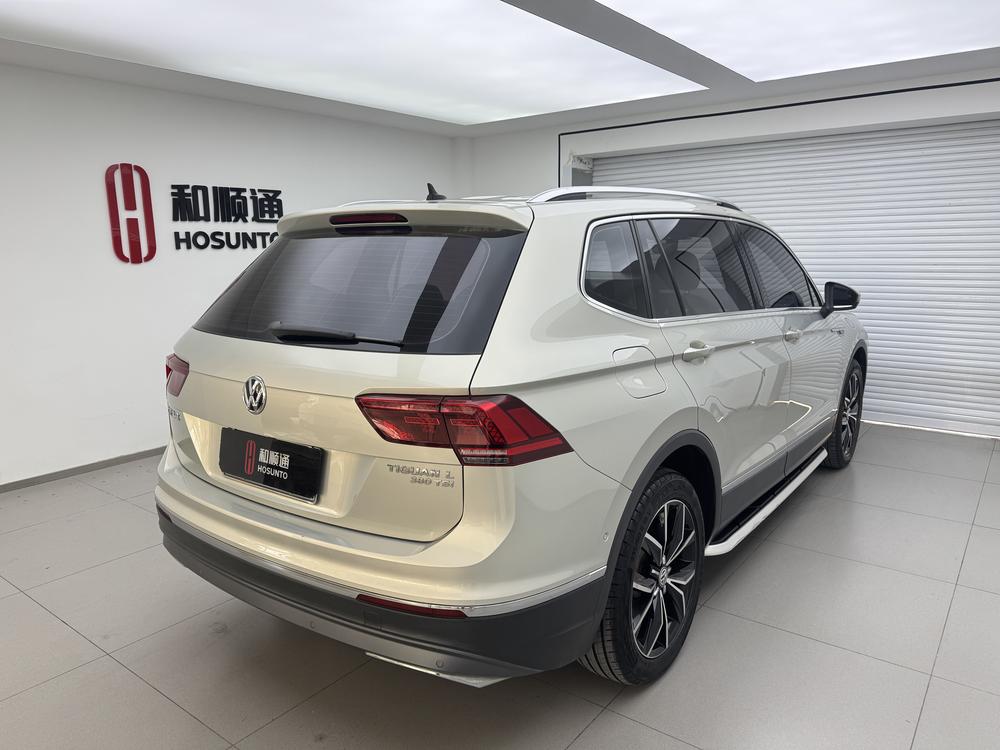 Volkswagen Tiguan L