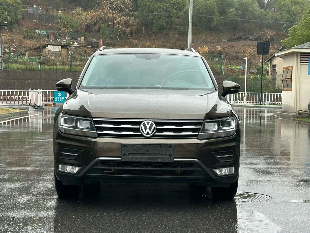 Volkswagen Tiguan L