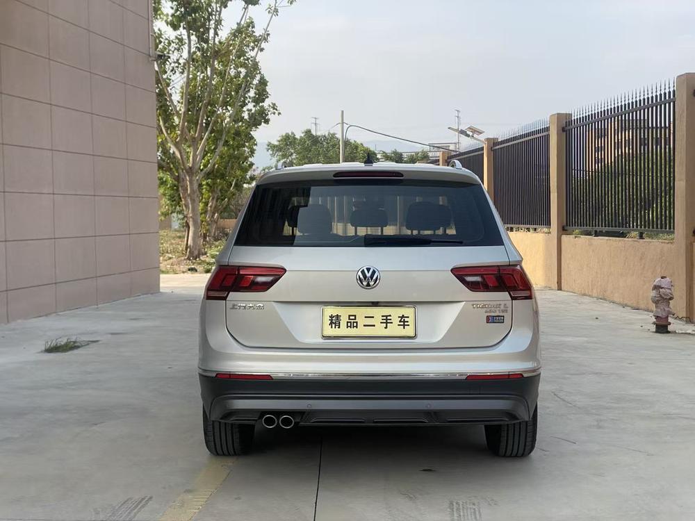 Volkswagen Tiguan L