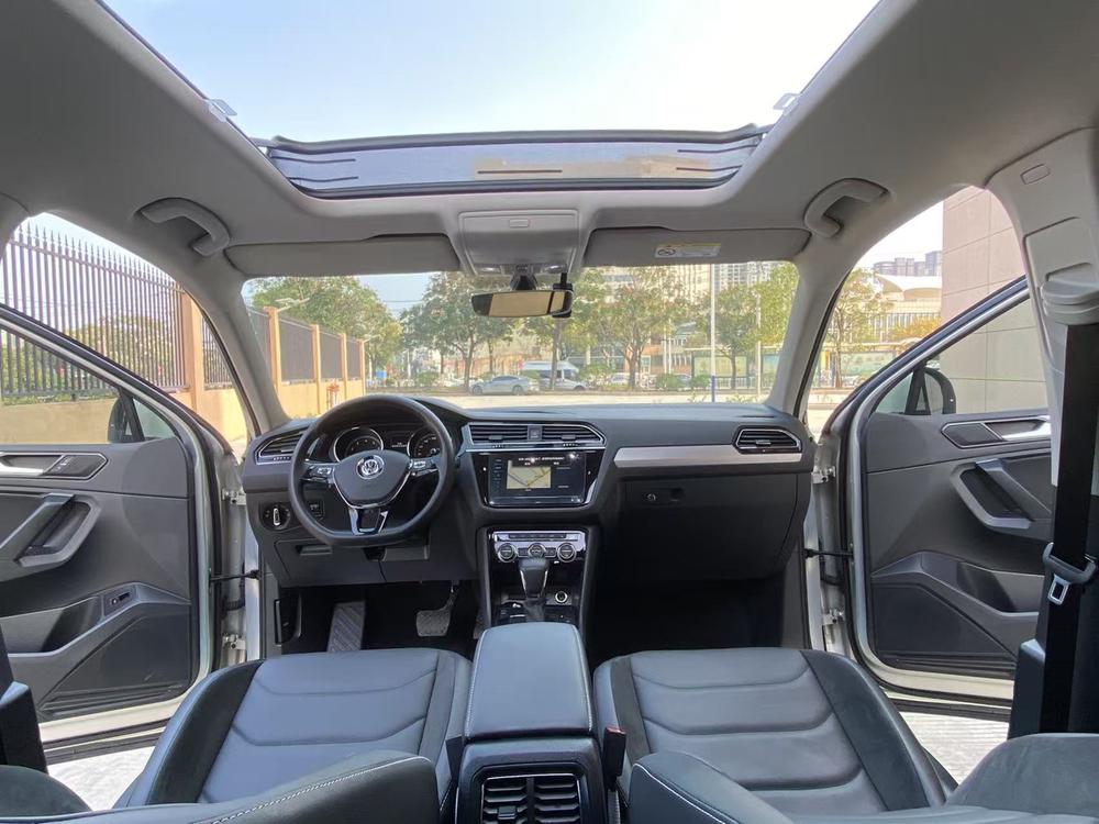 Volkswagen Tiguan L
