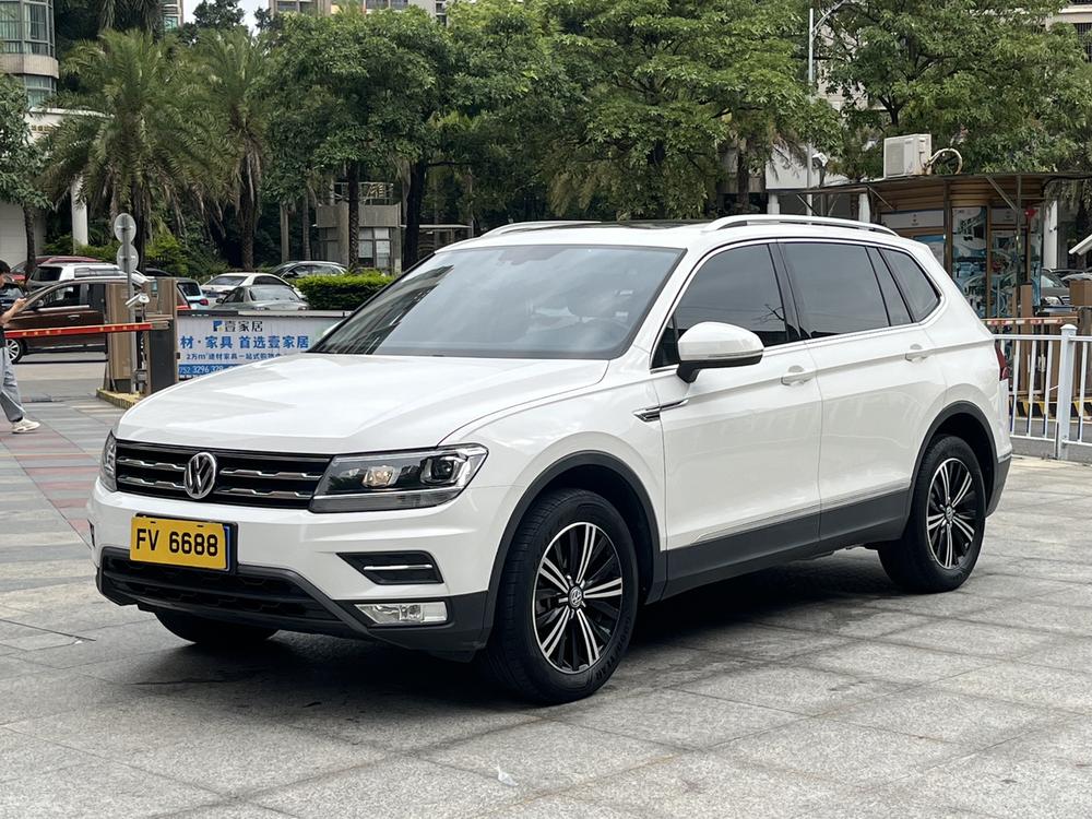 Volkswagen Tiguan L