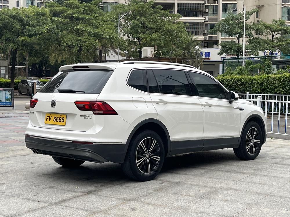 Volkswagen Tiguan L