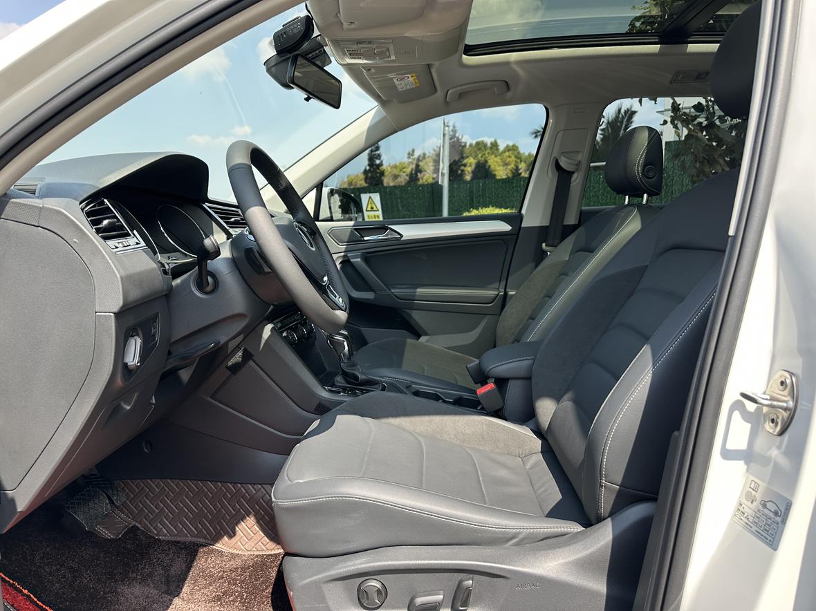 Volkswagen Tiguan L