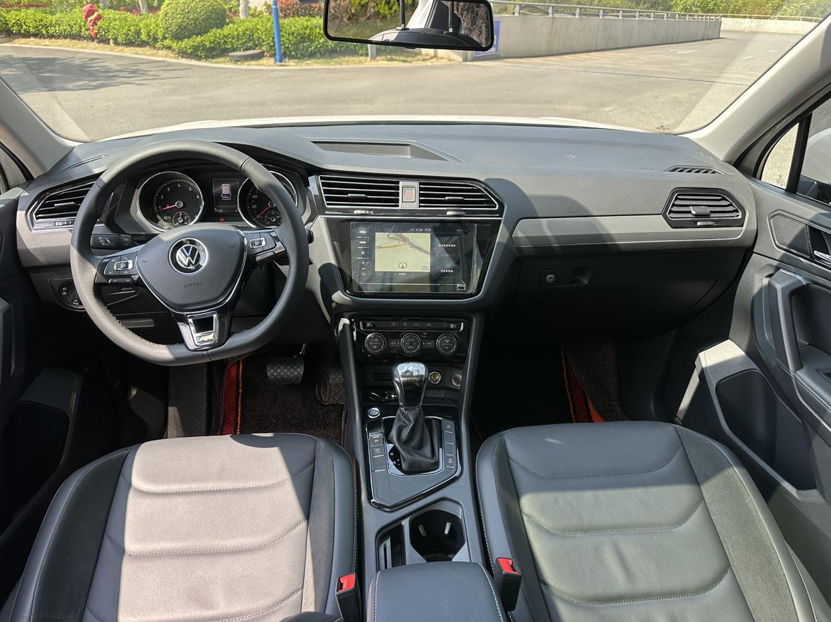 Volkswagen Tiguan L