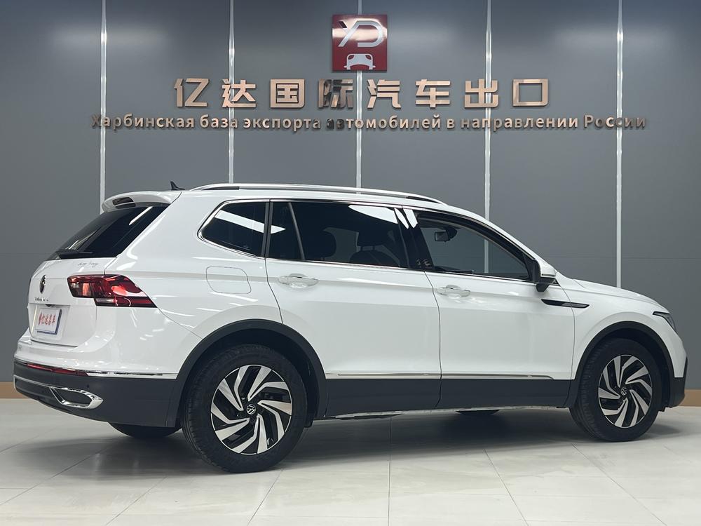 Volkswagen Tiguan L