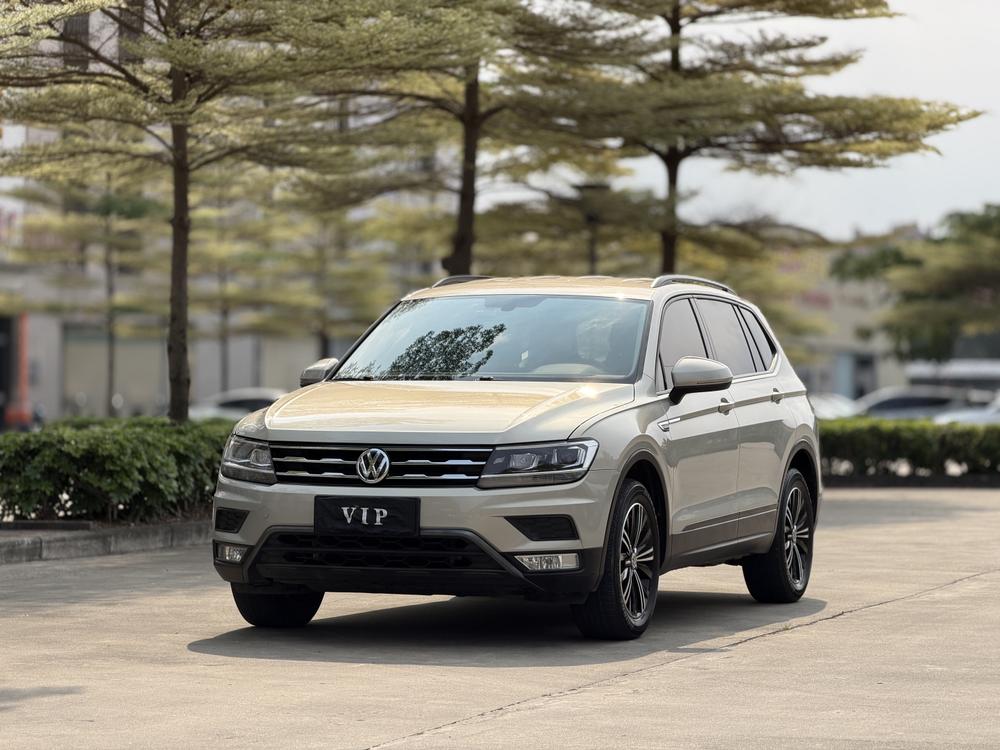 Volkswagen Tiguan L