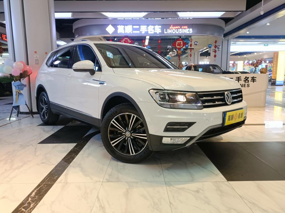 Volkswagen Tiguan L