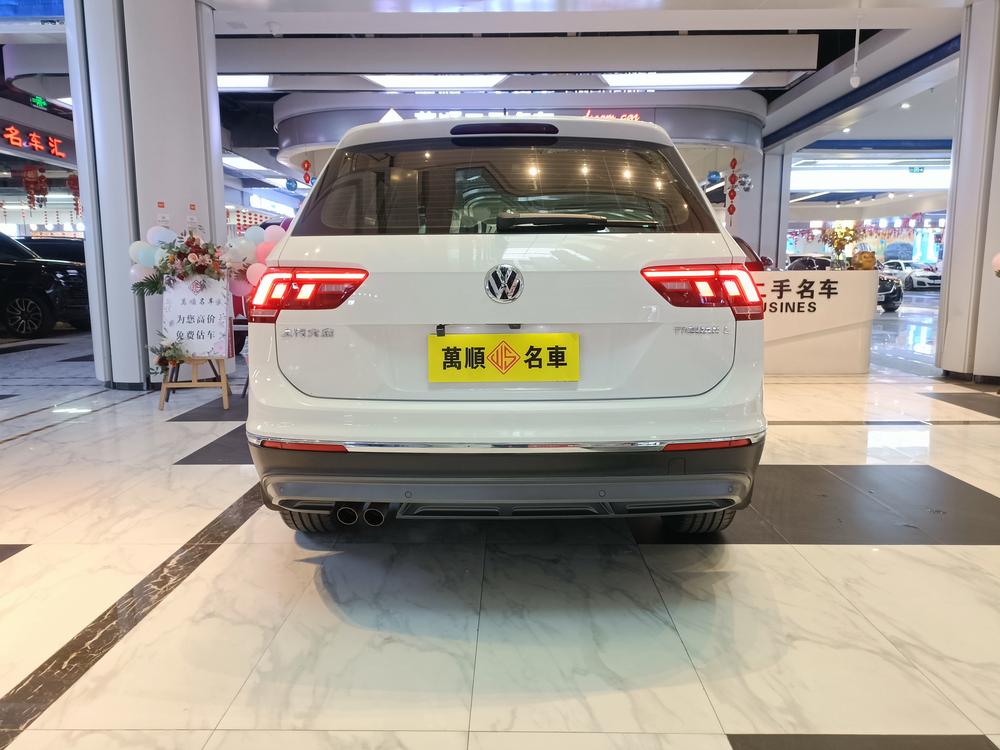 Volkswagen Tiguan L