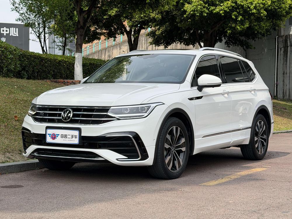 Volkswagen Tiguan L