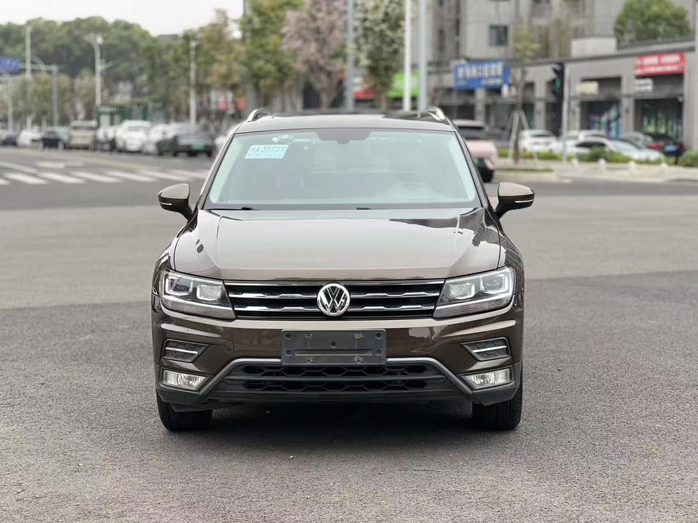 Volkswagen Tiguan L