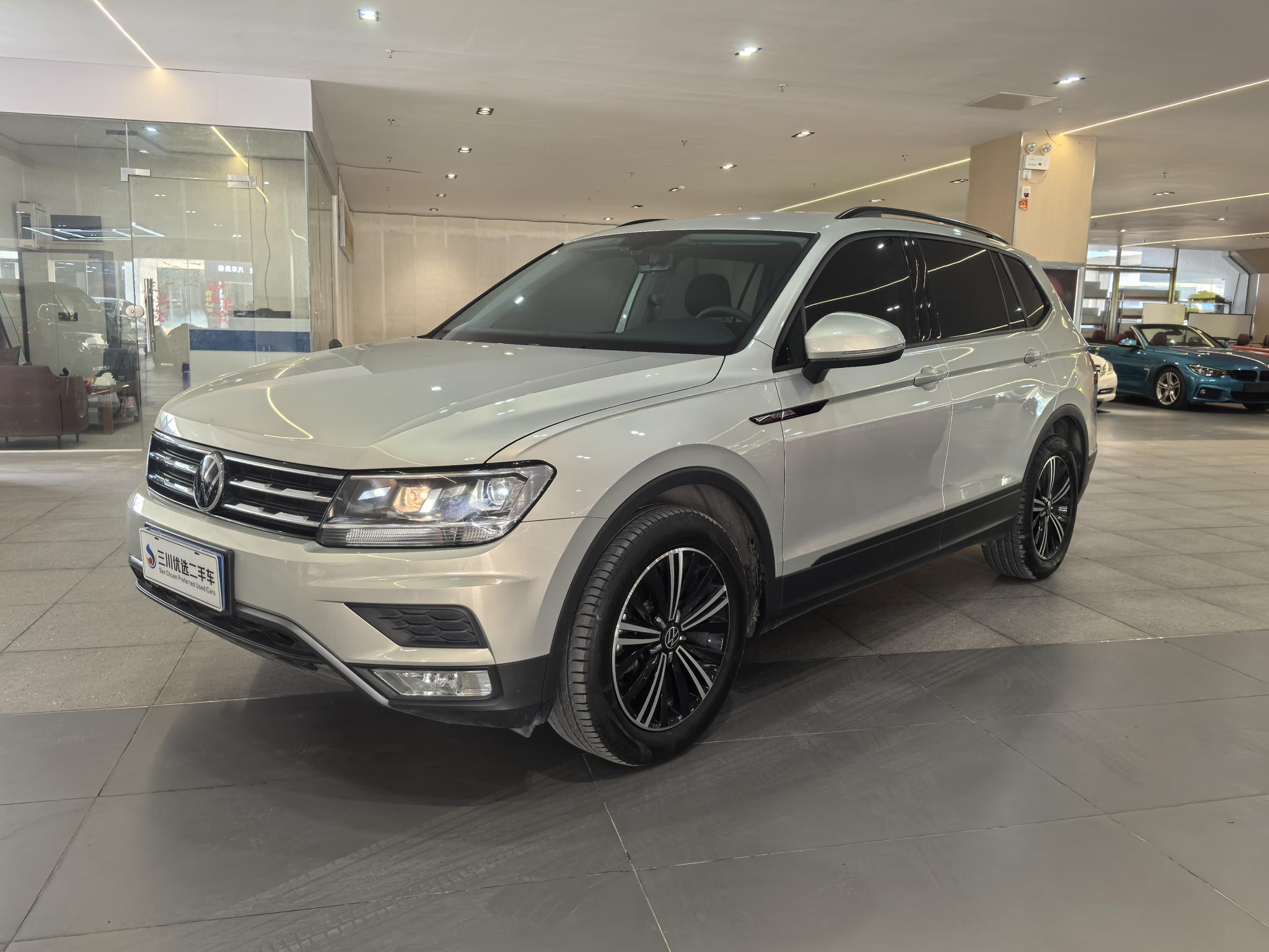 Volkswagen Tiguan L
