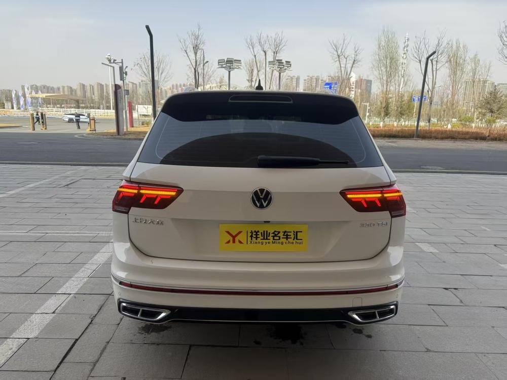 Volkswagen Tiguan L