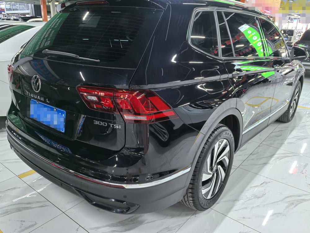 Volkswagen Tiguan L
