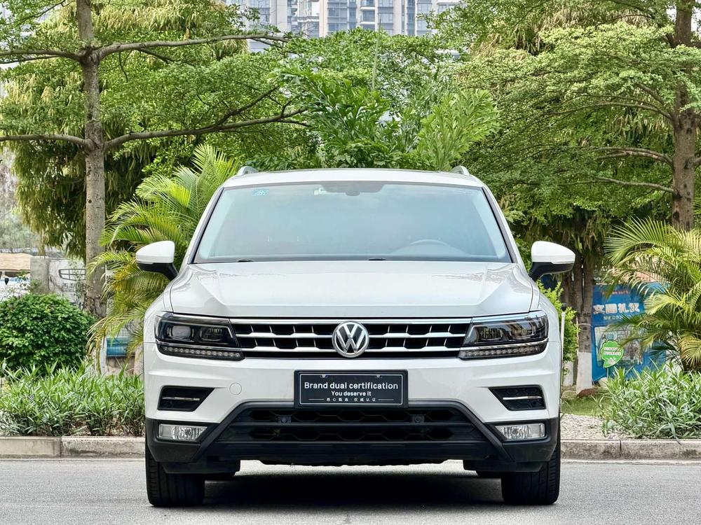 Volkswagen Tiguan L