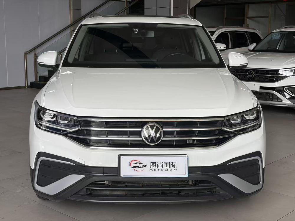 Volkswagen Tiguan L