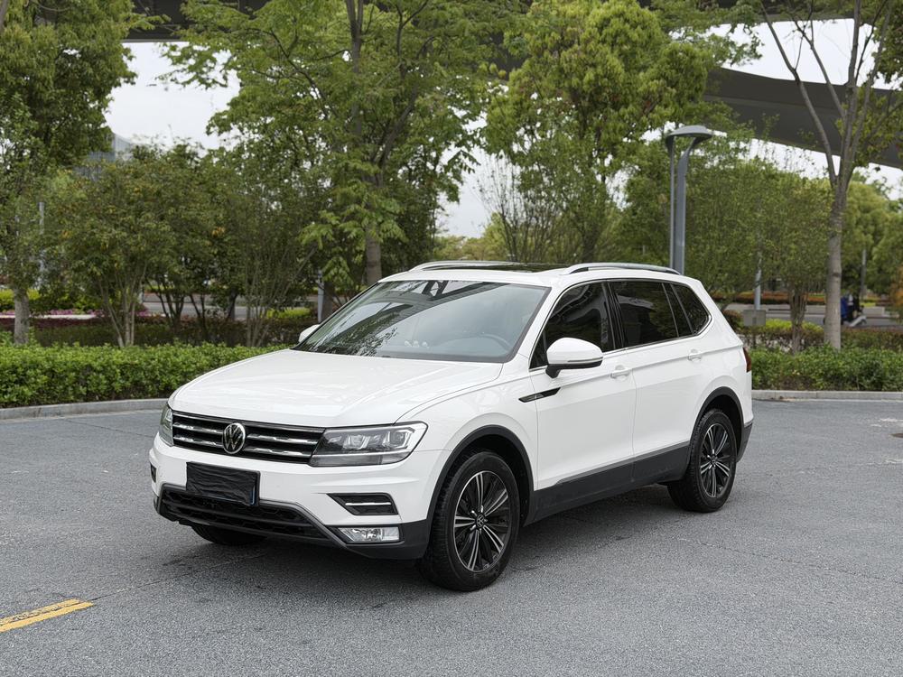Volkswagen Tiguan L