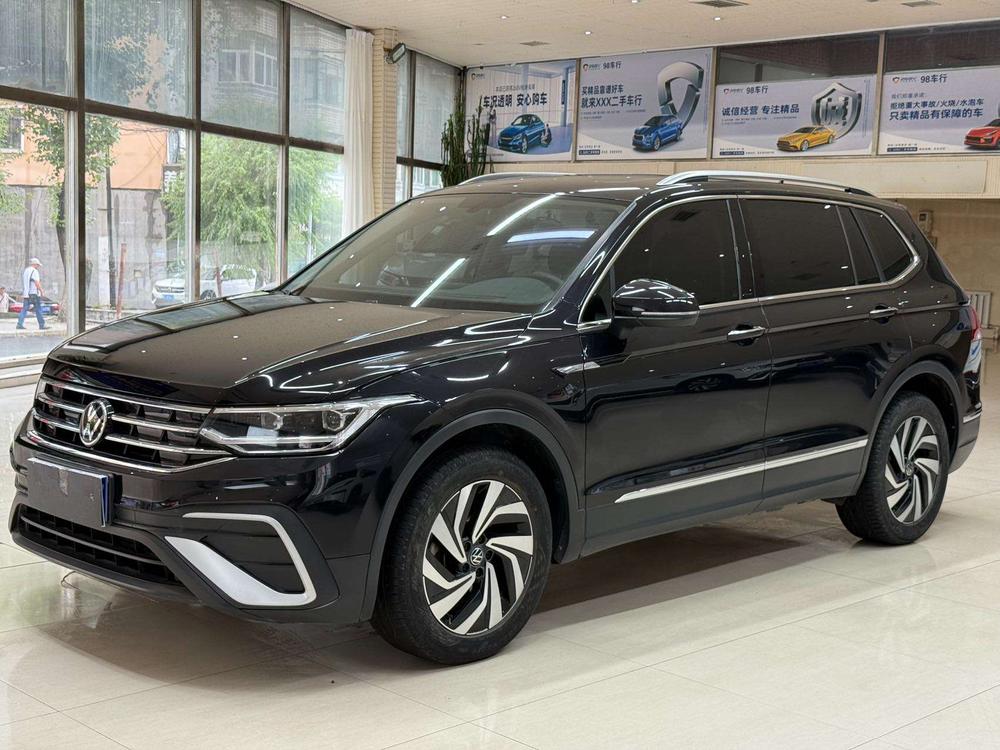Volkswagen Tiguan L