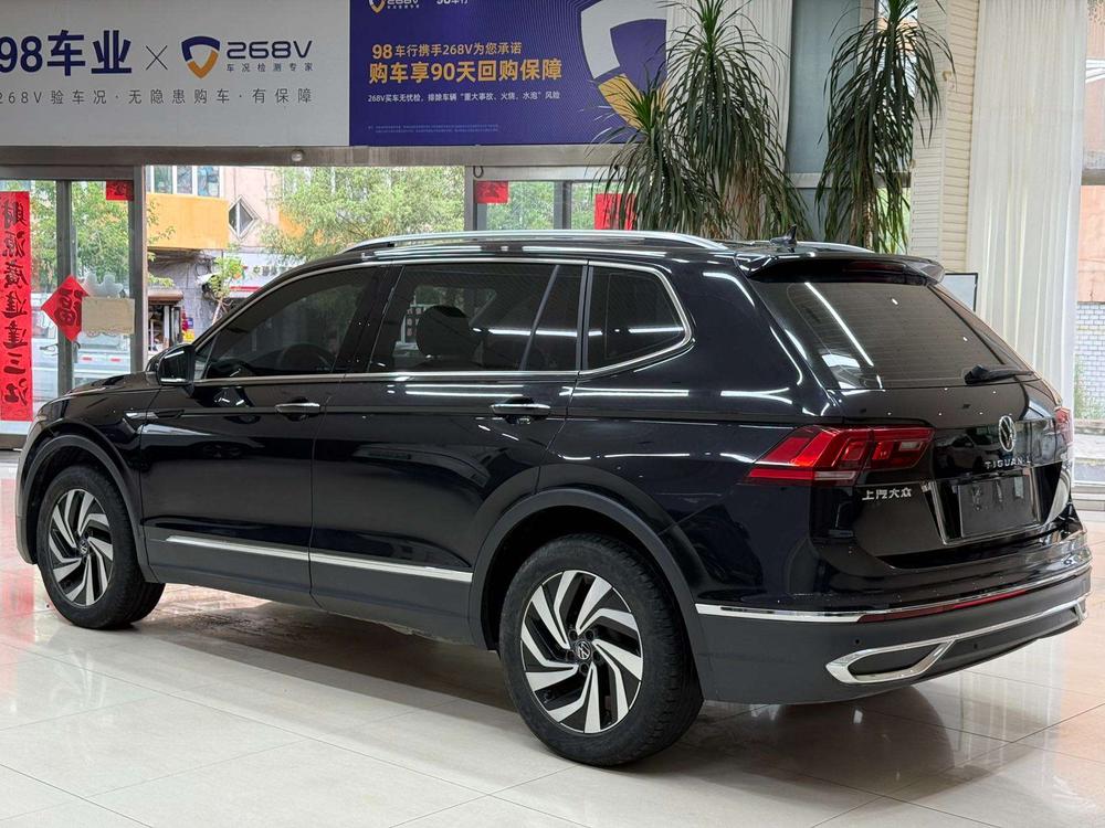 Volkswagen Tiguan L